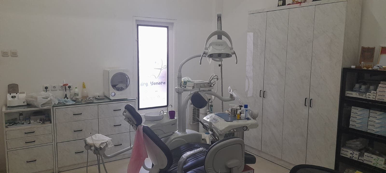 YM Dental House